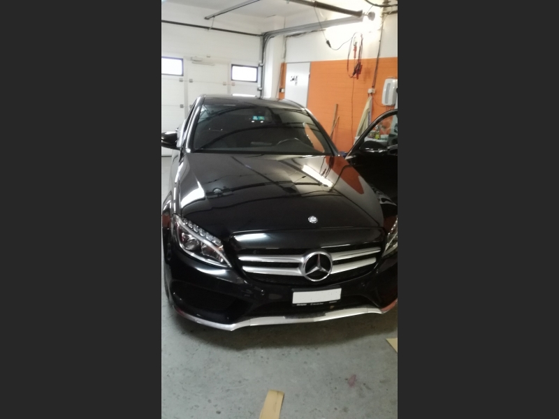 Mercedes C200 4matic (w205)